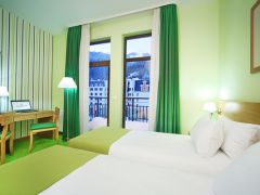 Tulip Inn Rosa Khutor (Тюлип Инн Роза Хутор)