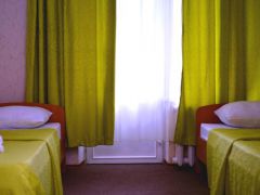 Happy Hotel