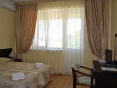 Арина (Лоо)