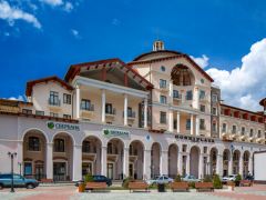 Gorki Plaza (Горки Плаза Красная поляна)