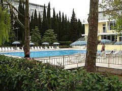 Магнолия(Алушта)