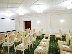 Адиюх-Пэлас, гостиница