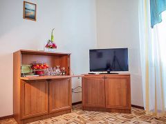 Корона(Евпатория)