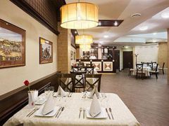 Cronwell Inn Стремянная