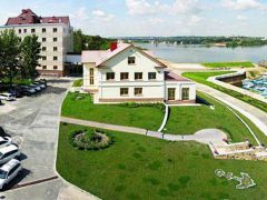 40-меридиан Яхт-клуб