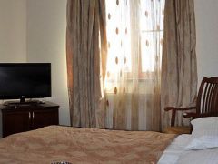 40-меридиан Яхт-клуб