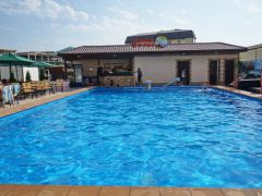 Golden Resort 