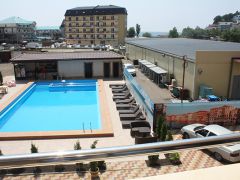 Golden Resort 