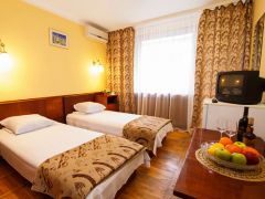 Нева(Алушта)