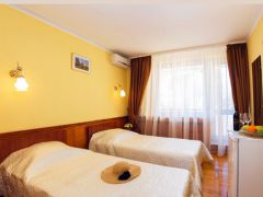 Нева(Алушта)