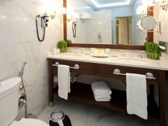 LUCIANO SPA 