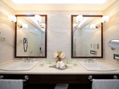 LUCIANO SPA 