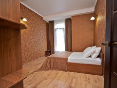 Благое Апарты