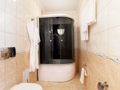 Урал (Екатеринбург)