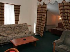 COUNTRY RESORT