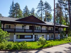 COUNTRY RESORT