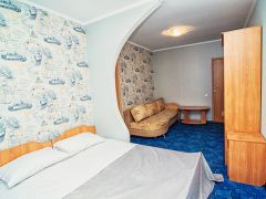Бригантина(п.Береговое)