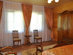 Золотой лотос