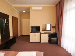 Golden Hills отель