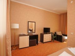 Golden Hills отель