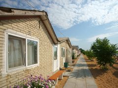 Золотой Пляж (Береговое) корп.2 и домики