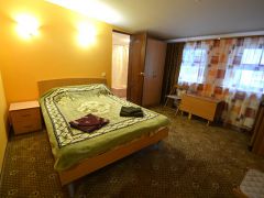 Изумрудный