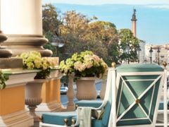 Four Seasons Hotel