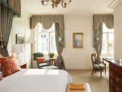 Four Seasons Hotel