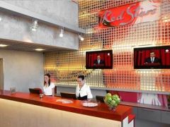 Red Stars Hotel