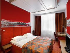 Red Stars Hotel