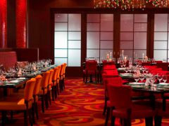 Ренессанс Москва Монарх Центр