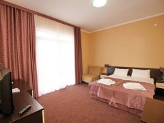 Golden Hills отель