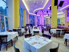 LES Art Resort