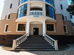 Петр