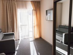 Зеленый дом