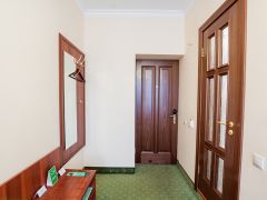 Green Line Hotel