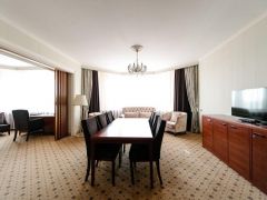  Президент-Отель