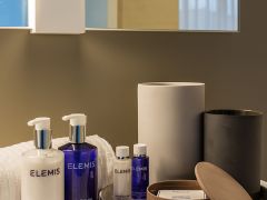 Crystal House Suite Hotel & SPA