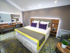 Доброград(парк-отель)