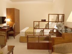 WEILER HOTEL