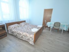 Адельфи