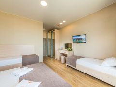 ДельМарИнн