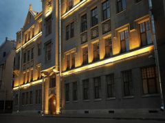 Lancaster Court