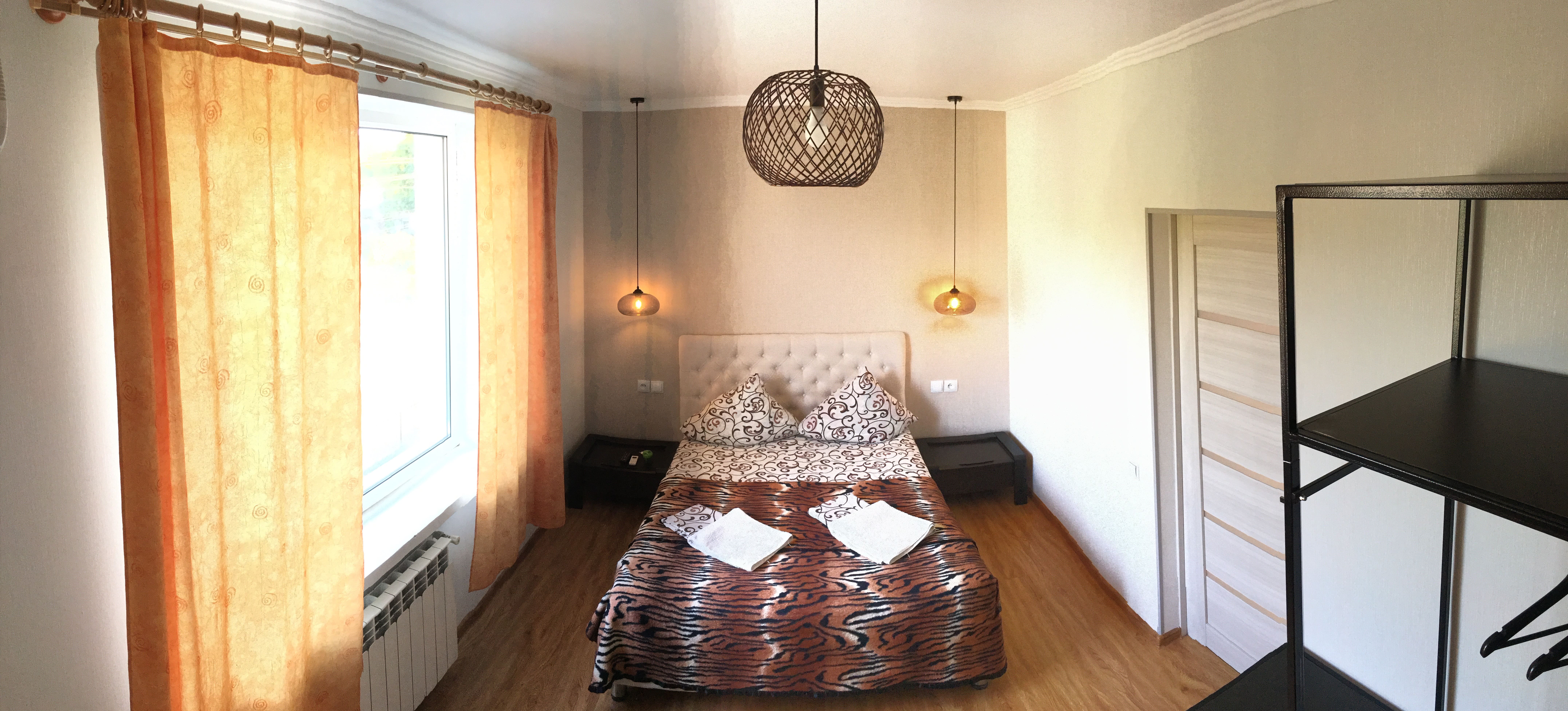 F-HOTEL GUEST HOUSE 