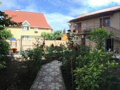 F-HOTEL GUEST HOUSE 