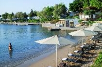 MINOS BEACH ART HOTEL