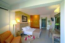 ATLANTIS BEACH HOTEL