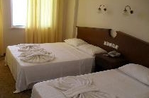 IDEAL BEACH HOTEL