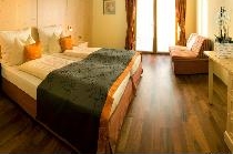LIVING HOTEL MAX