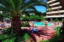 CALIFORNIA GARDEN HOTEL & APARTMENTS